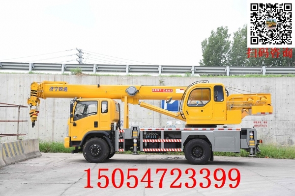 12噸東風(fēng)汽車(chē)吊，起升高度40米，軸距4.2米，加配三聯(lián)泵